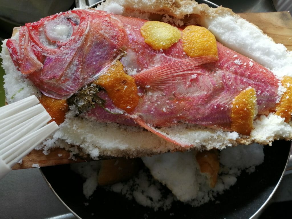 q Wood Plank ウッドプランク で作る金目鯛の塩釜焼のレシピ お正月はゴージャスに鯛をグリルで 10秒迷路